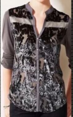 Tiny by Anthropologie Gray Velvet Burnout Button Front Blouse sz XS